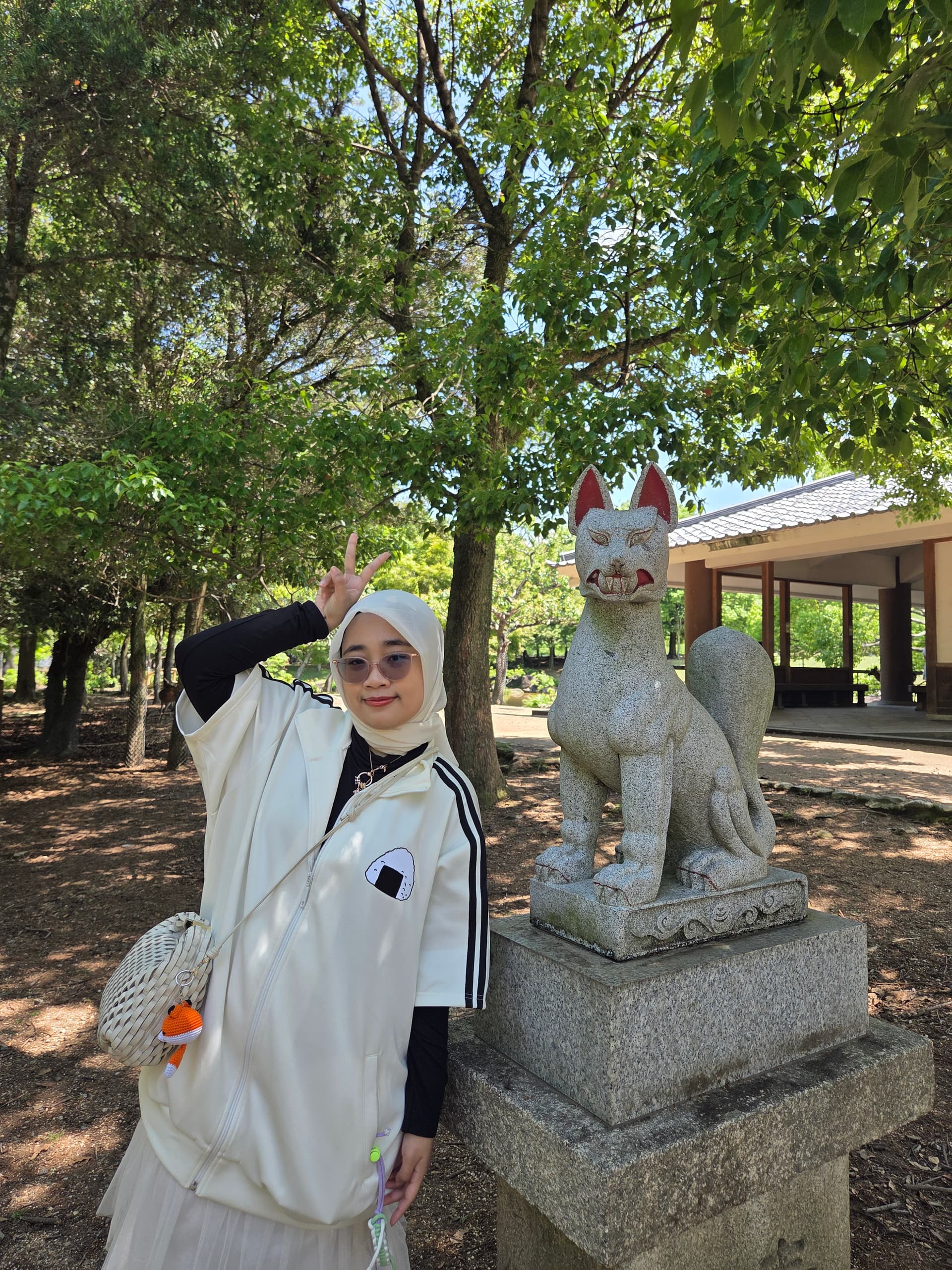 profile illustration of Thirza Nabila Syafriady